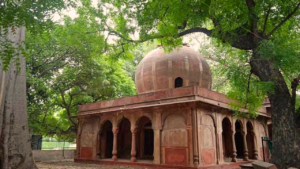 Lal Bangla' located in Delhi